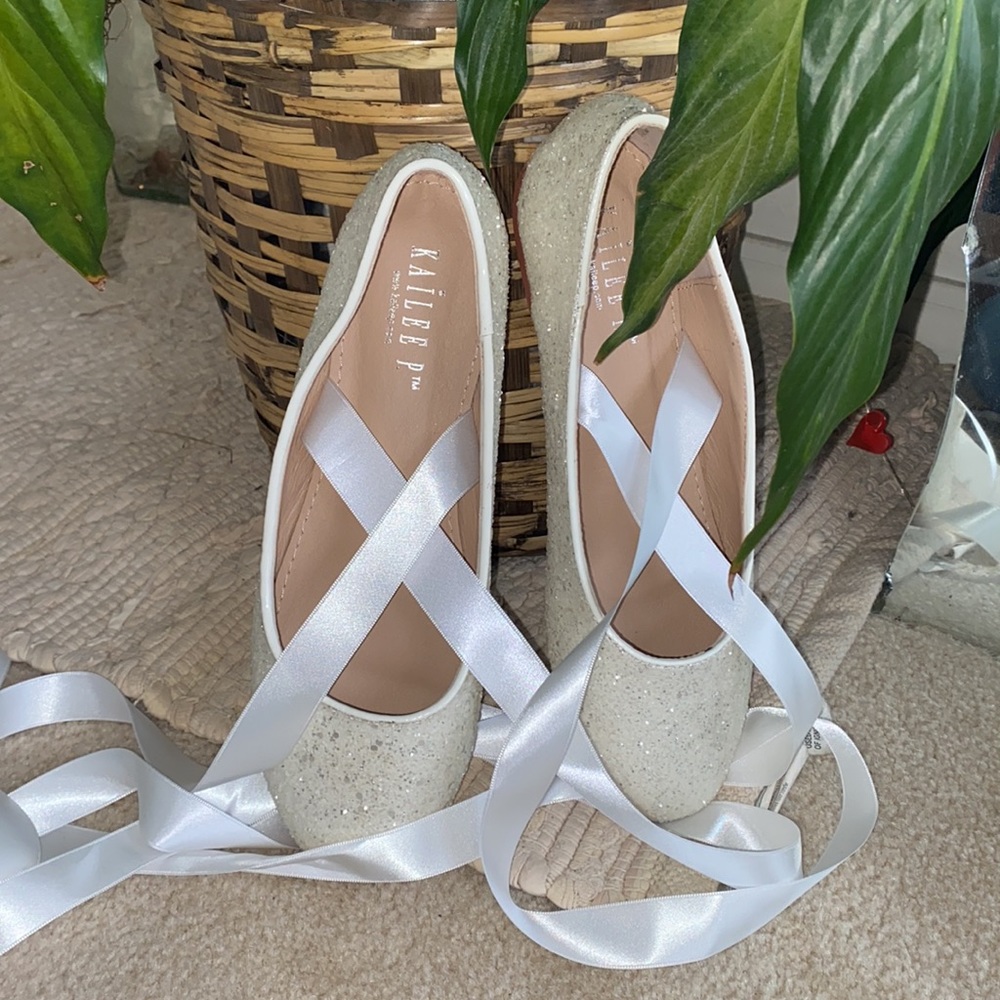 Kailee WHITE Rock Glitter Ballerina Lace Up Flats